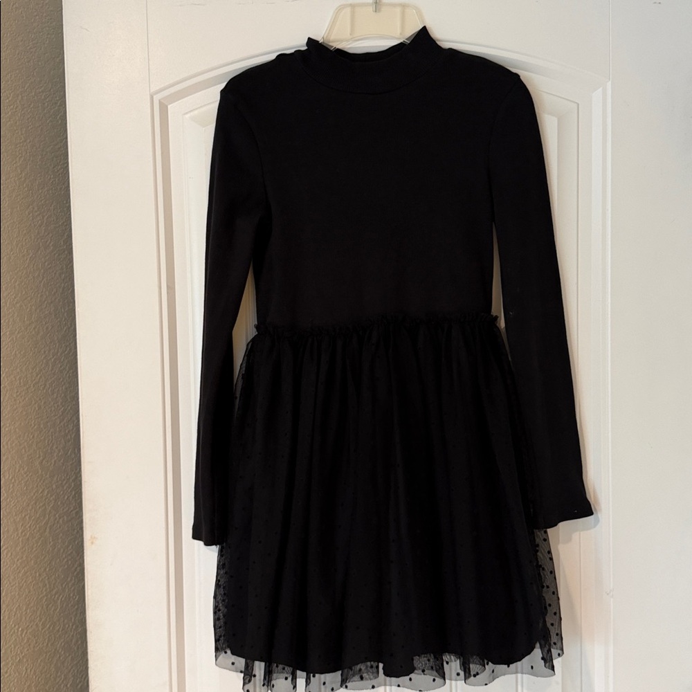 Gap kids size M (8) Black Long Sleeve Knit Dress with Tulle Skirt